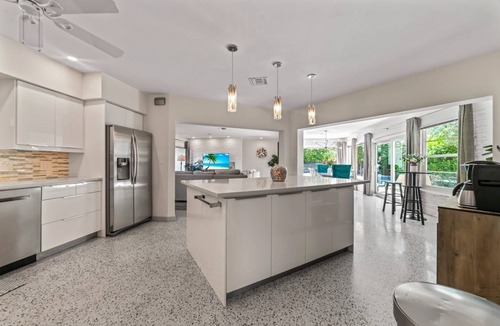 Victoria Park House | FIFA World Cup base, pool and hot tub, Brightline to Hard Rock Stadium