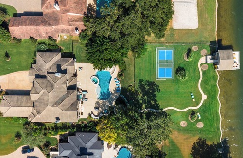 Lower Basin Lake Travis House | Free Night* I Above Watercolor ILakefront |Pickleball IPool Water Slide IDock