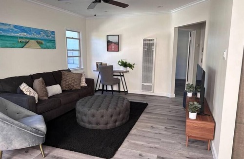 West Hollywood Apartment | Fully remodeled 1 bedroom in prime West Hollywood.