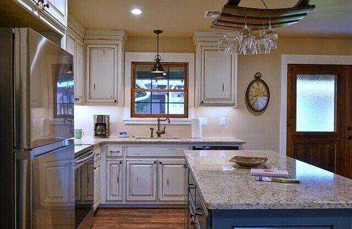 Fredericksburg House | Gateway Gathering House - Fredericksburg, Wineries, close to town.