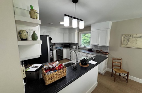 Mahone Bay Apartment | Getaway to Mahone Bay Nova Scotia