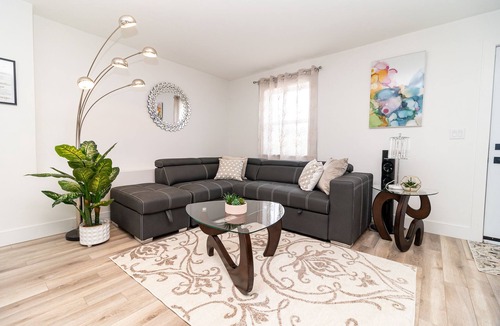 Halifax House | Glamorous new house basement for Business/Vacation travel