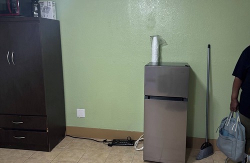 Miami Gardens Apartment | Gorgeous studio with AC in vibrant Miami Gardens. Near Hard Rock Stadium.