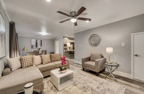 Grand Prairie Apartment | GP60A –World Cup Stay - 10 min to AT&T - Sleeps 8 - Free Parking