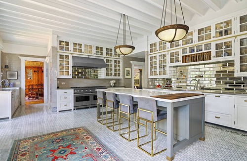 Prospect Park South House | Grand Brooklyn Mansion- 9-bedrm 7.5 Bath with AC- next to Prospect Park