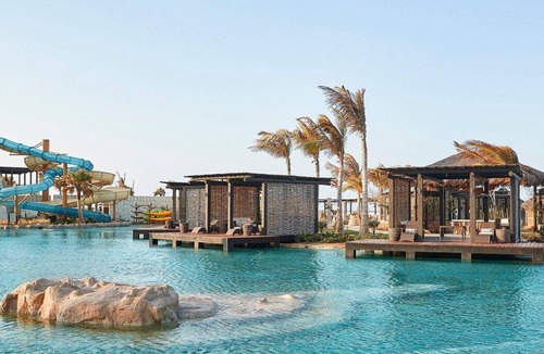 Los Cangrejos II y III Resort | Grand Master Suite at a beautiful resort just north of down town Cabo San Lucas.