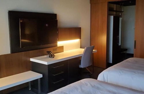 Laval Hotel | Grand Times Hotel Laval - Centropolis
