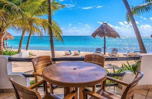 Akumal Condo | Ground-Floor Beachfront Living with Private Patio