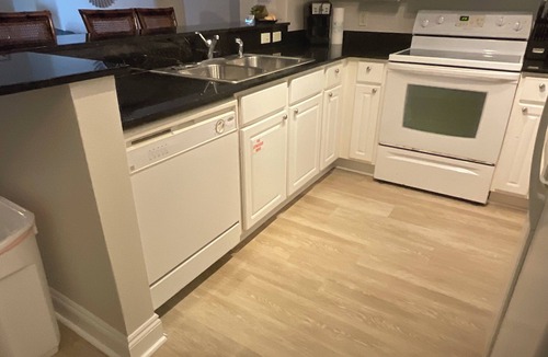Panama City Beach Condo | Gulffront 1BR at Calypso – King Bed, Sleeps 6. The best time to book is now!