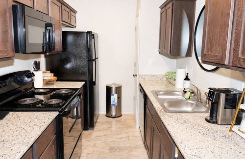 Copperas Cove House | Haven on the Hill, Modern 3BR Near Fort Cavazos