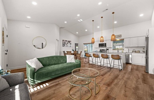 North Port House | Heated Pool, HotTub, MiniGolf, Bowling, GameRoom