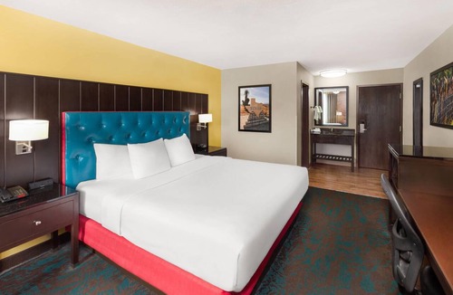 North San Antonio - SAT Hotel | Heritage Inn & Suites San Antonio Airport, Trademark Wyndham