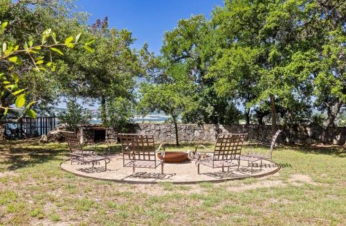 Eck Lane on the Lake House | Historic 5BR - Lakefront Cabins with Dock - Fire Pit