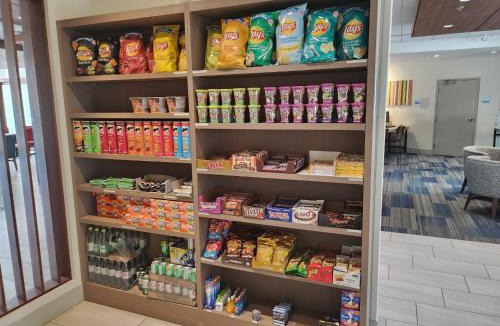 Terrace Hotel | Holiday Inn Express & Suites Terrace by IHG