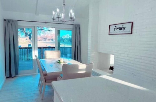 Arena District House | Home away from Home- The Willow Serenity Home