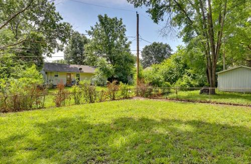 Kansas City House | Home w/Fenced Yard, 13 Mi to Kansas City Stadium!