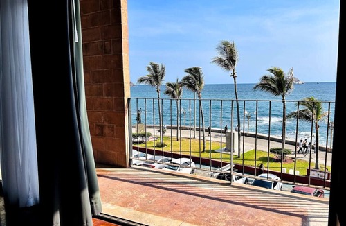 Balcones de Loma Linda Apartment | Incredible oceanfront views by Gpsrentas