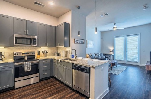 Richardson Apartment | Inviting Retreat/Weekly&Monthly Deals/Trail View