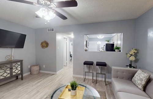 Irving Condo | Irving Corporate 2BR - DFW 10Min · Kitchen+W/D - I841