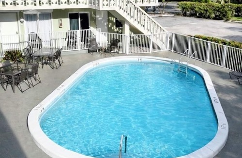 Pompano Beach Condo | Jan, Feb & Mar Available to Enjoy the Beach, Sunshine and Warm Weather!