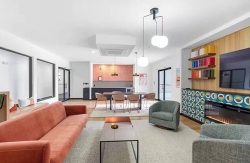 Constable Hook Apartment | Japandi Retreat MetLife NYC EWR