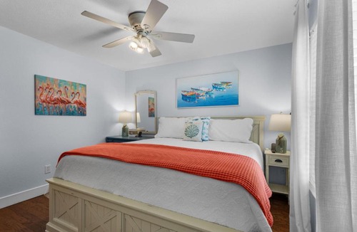Cedar Key House | Key Lime Downtown Gulf View w Golf Cart Included for 2026 ONLY!
