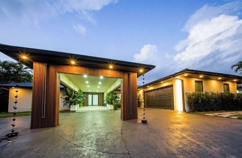 Tamiami House | La Esmeralda