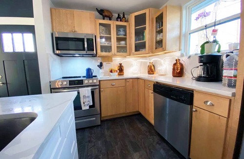 Southside House | #LaMariposaSanAntonio - 5 min to Downtown! Urban Charm!