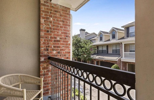 Energy Corridor Apartment | Landing at Village on Memorial Townhomes - 1 Bedroom in Energy Corridor