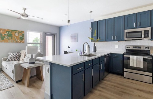 Grand Prairie Apartment | Landing | Chic 1BD in Grand Prairie