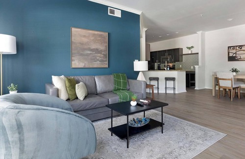 Falconhead Apartment | Landing | Chic 2BD in Bee Cave