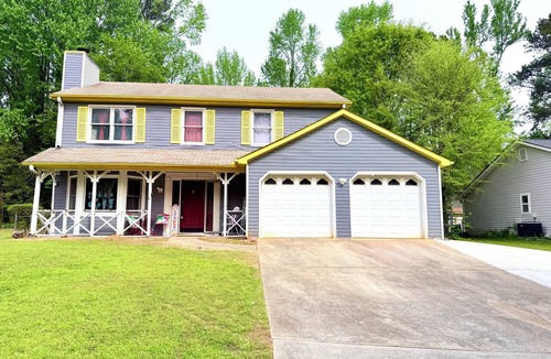 Duluth House | Large 3BR Home Atlanta Metro Fenced Yard Arcade Long & Short Stays