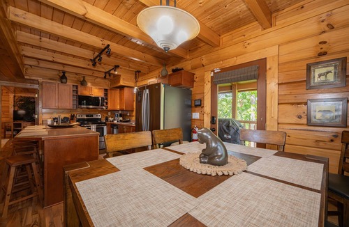 Sevierville Cabin | Laurel View Smart Cabin ~ Beautiful 3 Bedroom Smart Cabin with a Mtn. View!
