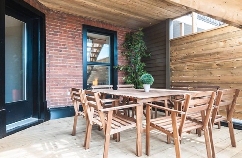 Plateau Mont Royal Apartment | Le Lounge: Spacious Apartment in Heart of the Plateau + Private Terrace
