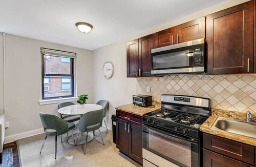 Germantown Apartment | Lennox C200 Peaceful & Perfect Private 1Br