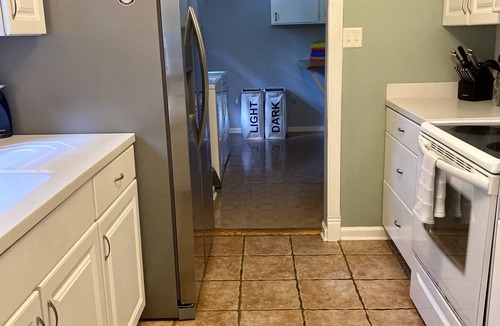 Tallahassee House | Life is better by the pool, near FSU, Private pool, pet friendly, sleeps 8!