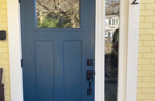 Hastings House | Little Gem 2 bedroom apart with patio + Studio in prime Vancouver location