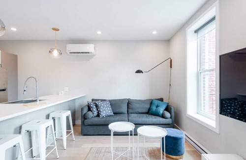 Little Italy Apartment | Little Italy - Montreal Contemporary Apartment