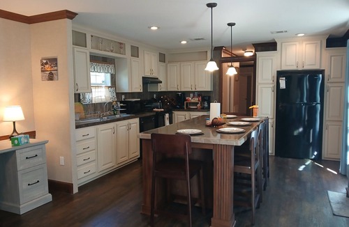 Fanning Springs House | Lots of open and private space for the family and pets