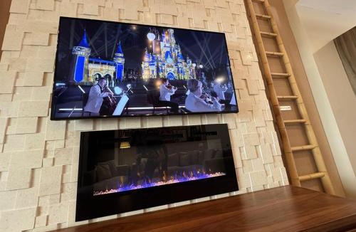 Florida Central Atlantic Coast Villa | Luxurious 4bed Villa Just 10 Minutes from Disney! Private BBQ