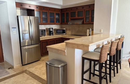 Los Barriles Condo | Luxurious Beachfront Villa with Stunning Sea Views, Modern Amenities -New Owners