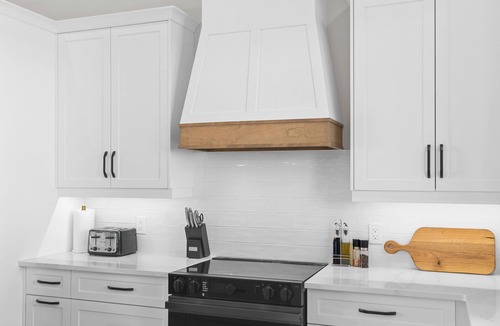 Cavendish House | Luxurious Coastal Country Farmhouse located in North Rustico