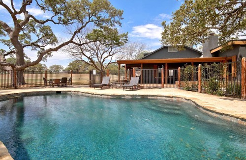 Bergheim House | Luxurious German-Style Ranch Vacation Rental with Pool Access and Stunning Views in Bergheim, Texas