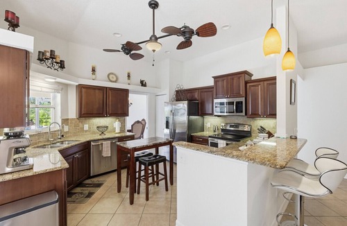 Trailer Estates House | Luxury 3-Bed Poolside Oasis w/Spa & Putting Green