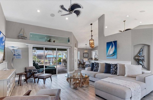 South Gulf Cove Villa | Luxury Contemporary Style Villa on South Gulf Cove, Charlotte County Villa 5865