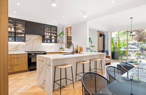 The Beaches House | Luxury Designer Curated Fully Renovated Home in The Beach, Toronto