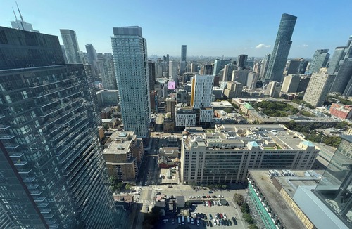 Garden District Condo | Luxury Downtown Toronto Condo | Gym + Indoor Pool