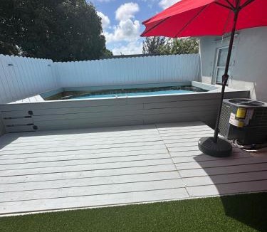 Miami Gardens Villa | Luxury Entertainment home Hard rock stadium
