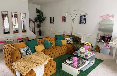 Cliftondale House | Luxury Family Retreat Near Airport