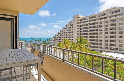 Key Biscayne Apartment | Luxury Four-Bedroom Oceanfront Residence